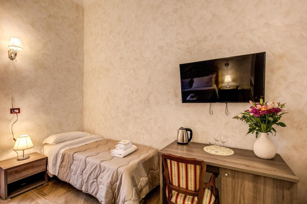 Amici Guesthouse Rome Exterior photo