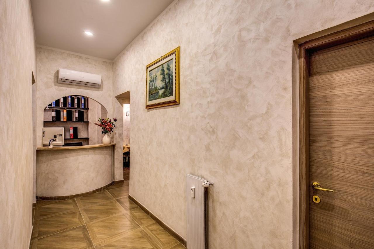 Amici Guesthouse Rome Exterior photo